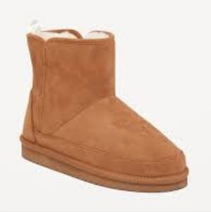 Old Navy Faux-Suede Faux-Fur lined Ankle Booties